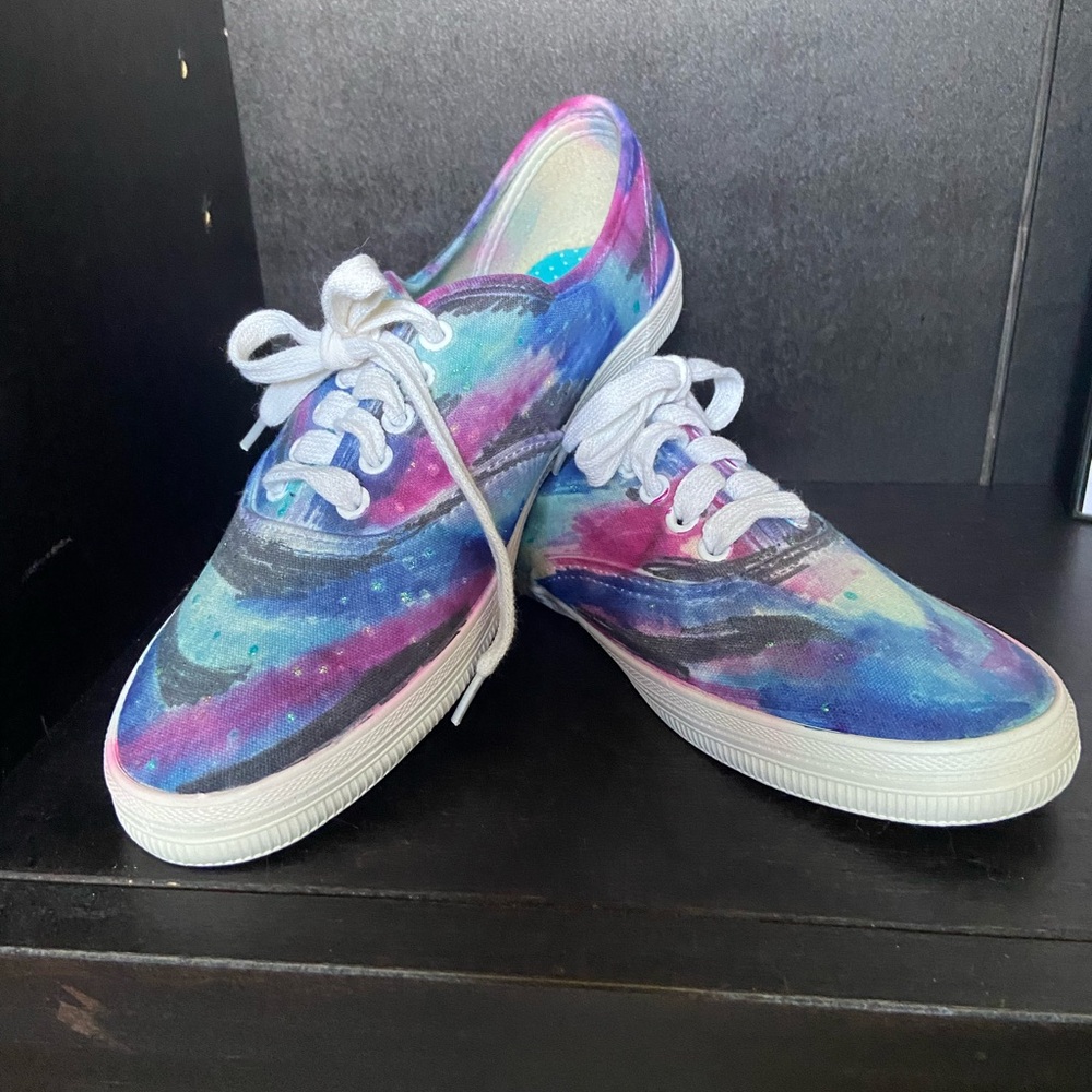 Marker-colored galaxy shoes American Eagle